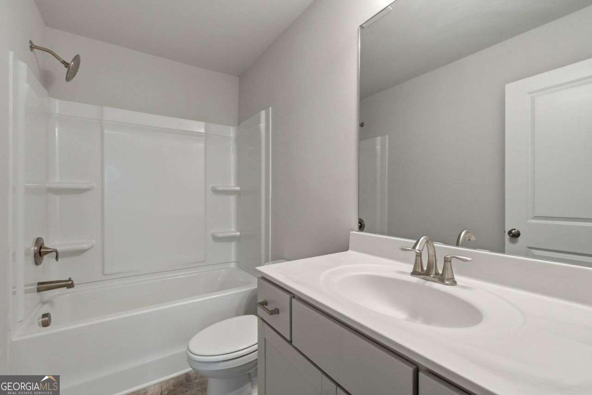 111 Crestbrook Way Property Photo 19