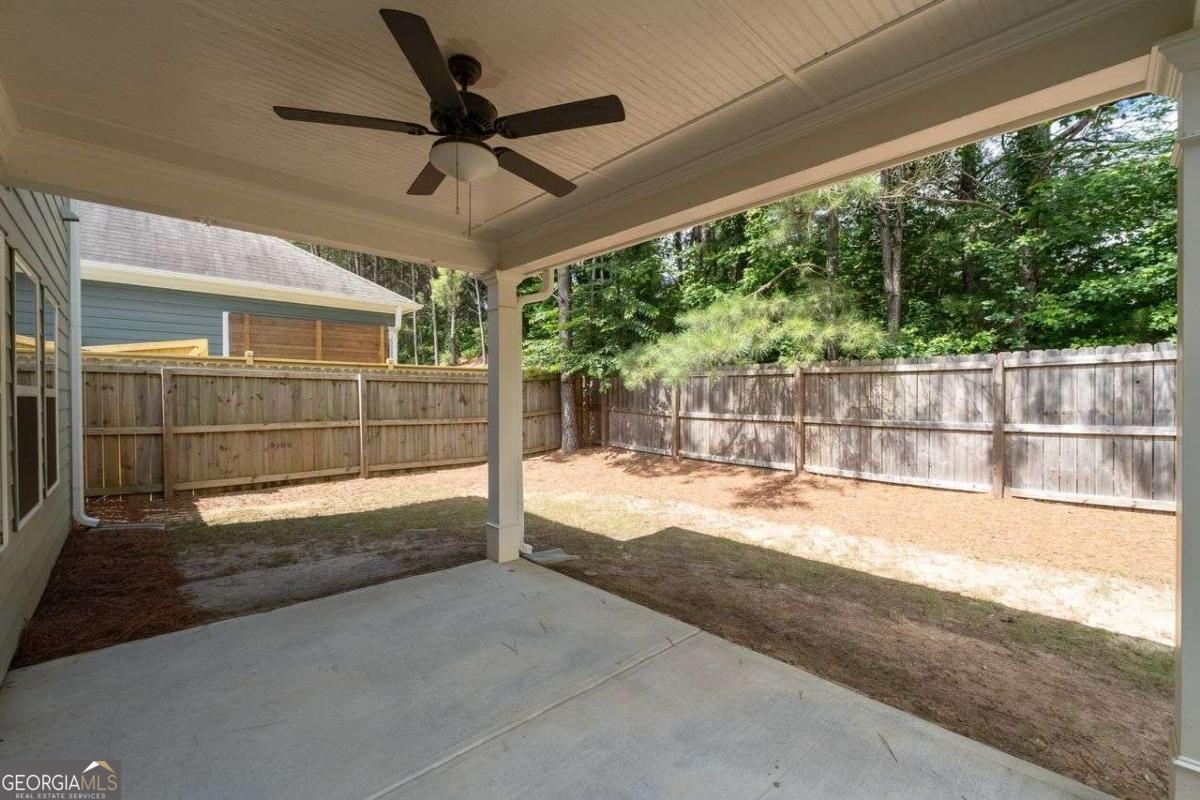 111 Crestbrook Way Property Photo 33