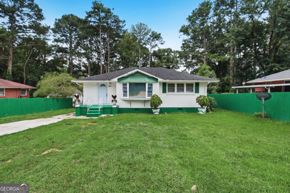 1101 Lloyd Drive Property Photo 1