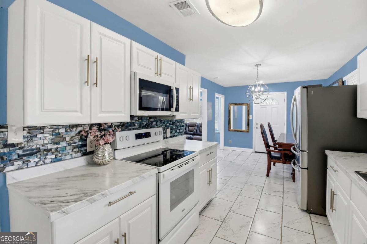 1101 Lloyd Drive Property Photo 13
