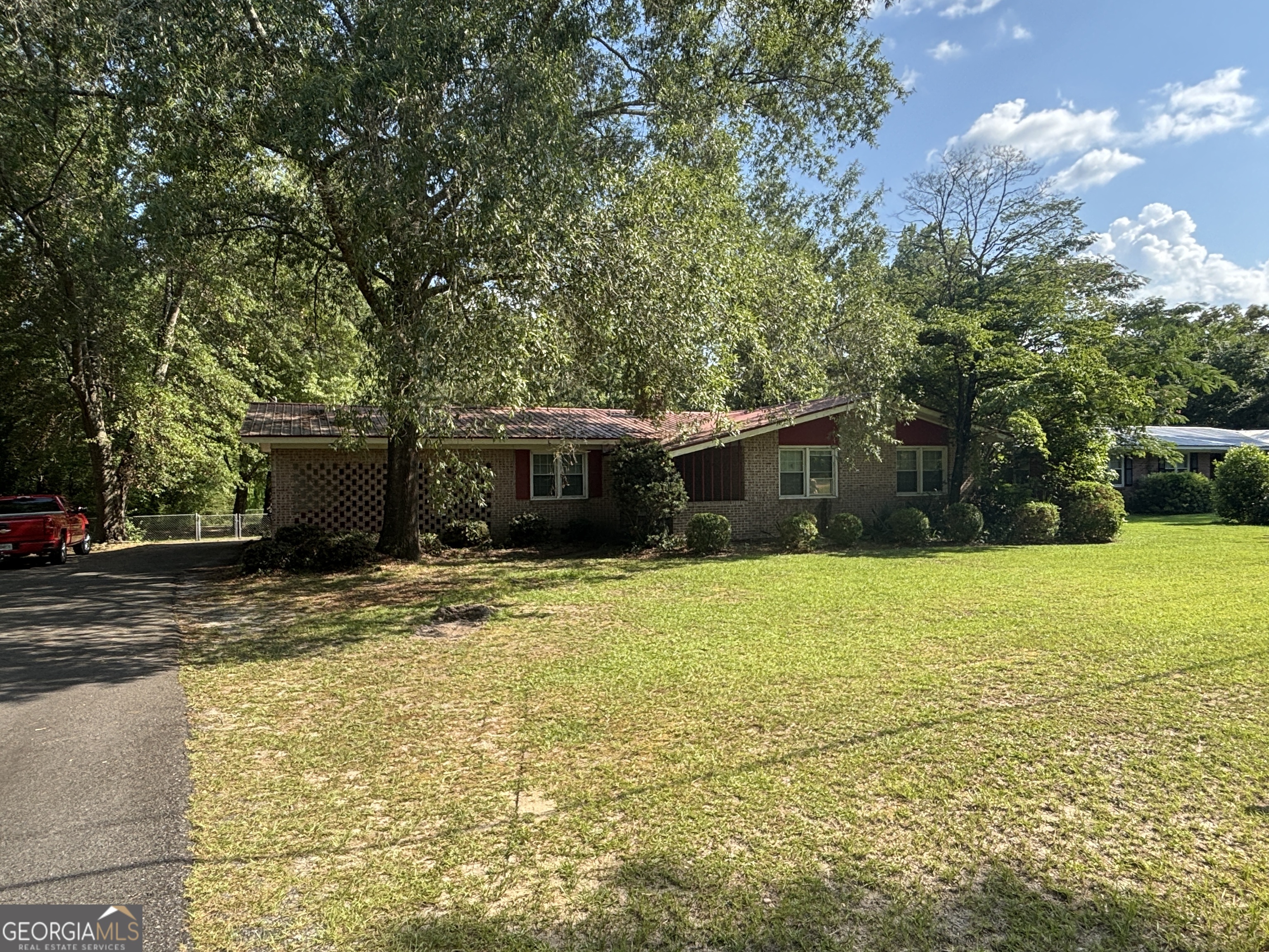 152 Crest Drive Property Photo 5