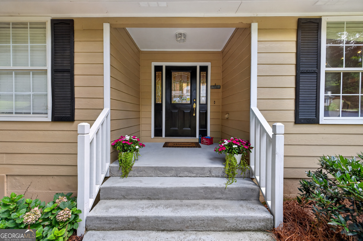 1074 Westchester Drive Sw Property Photo 4