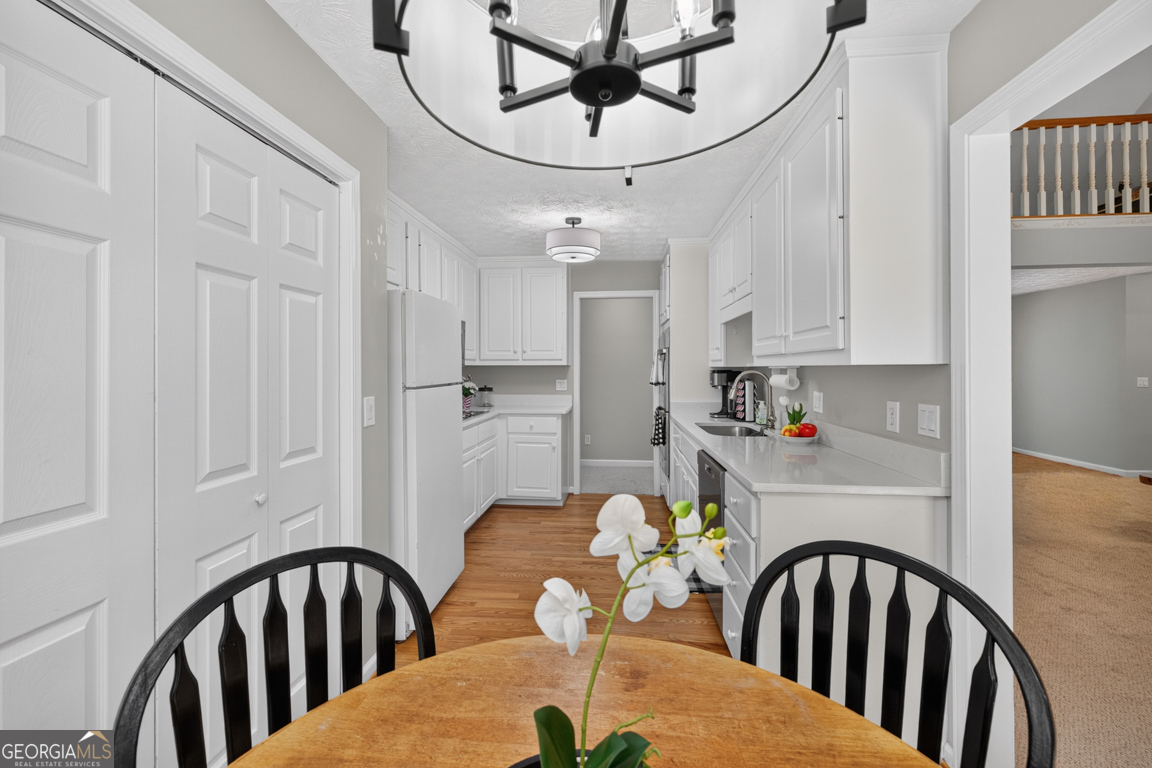 1074 Westchester Drive Sw Property Photo 17