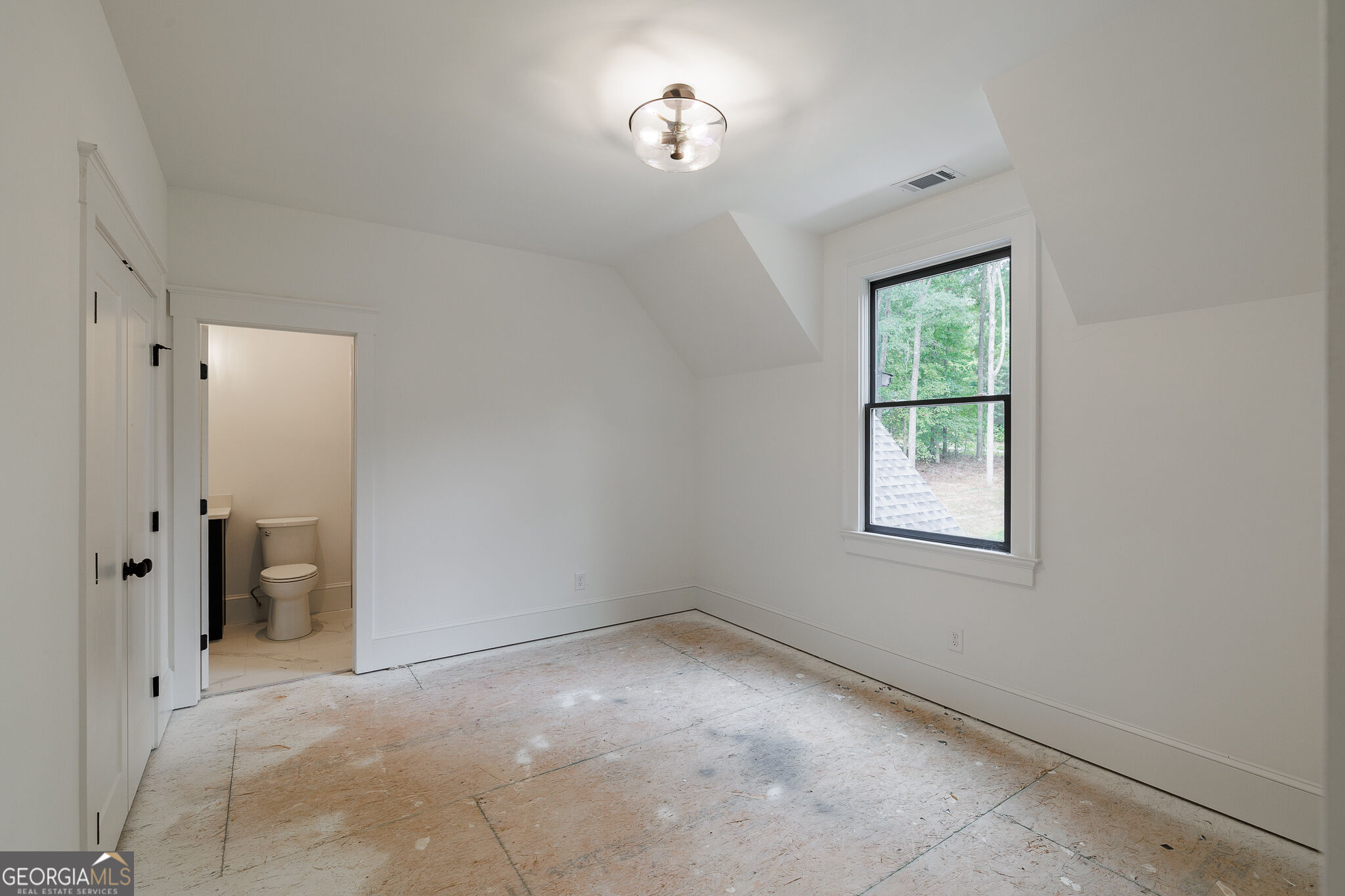 242 Carriage Avenue Property Photo 46