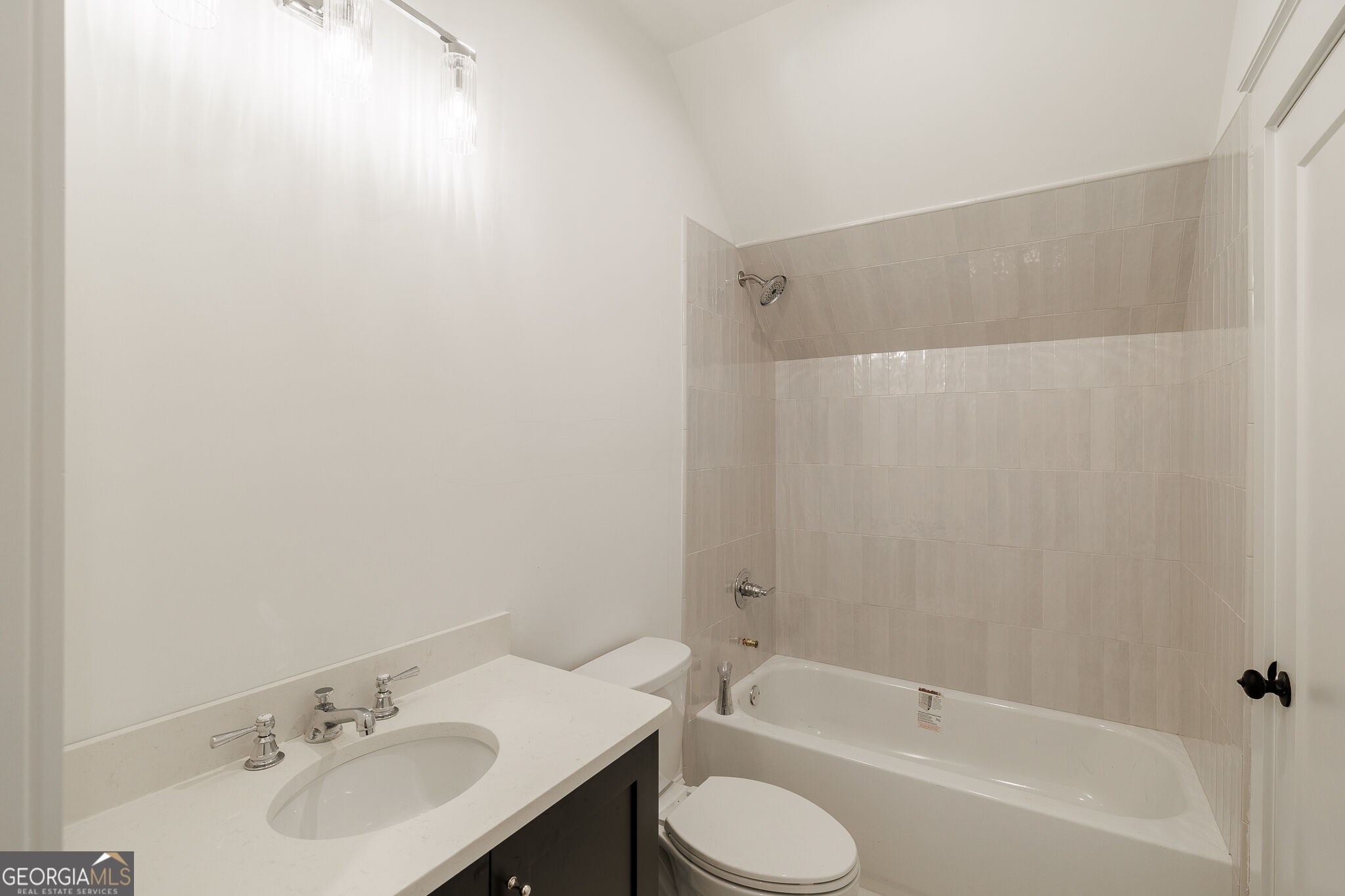 242 Carriage Avenue Property Photo 47