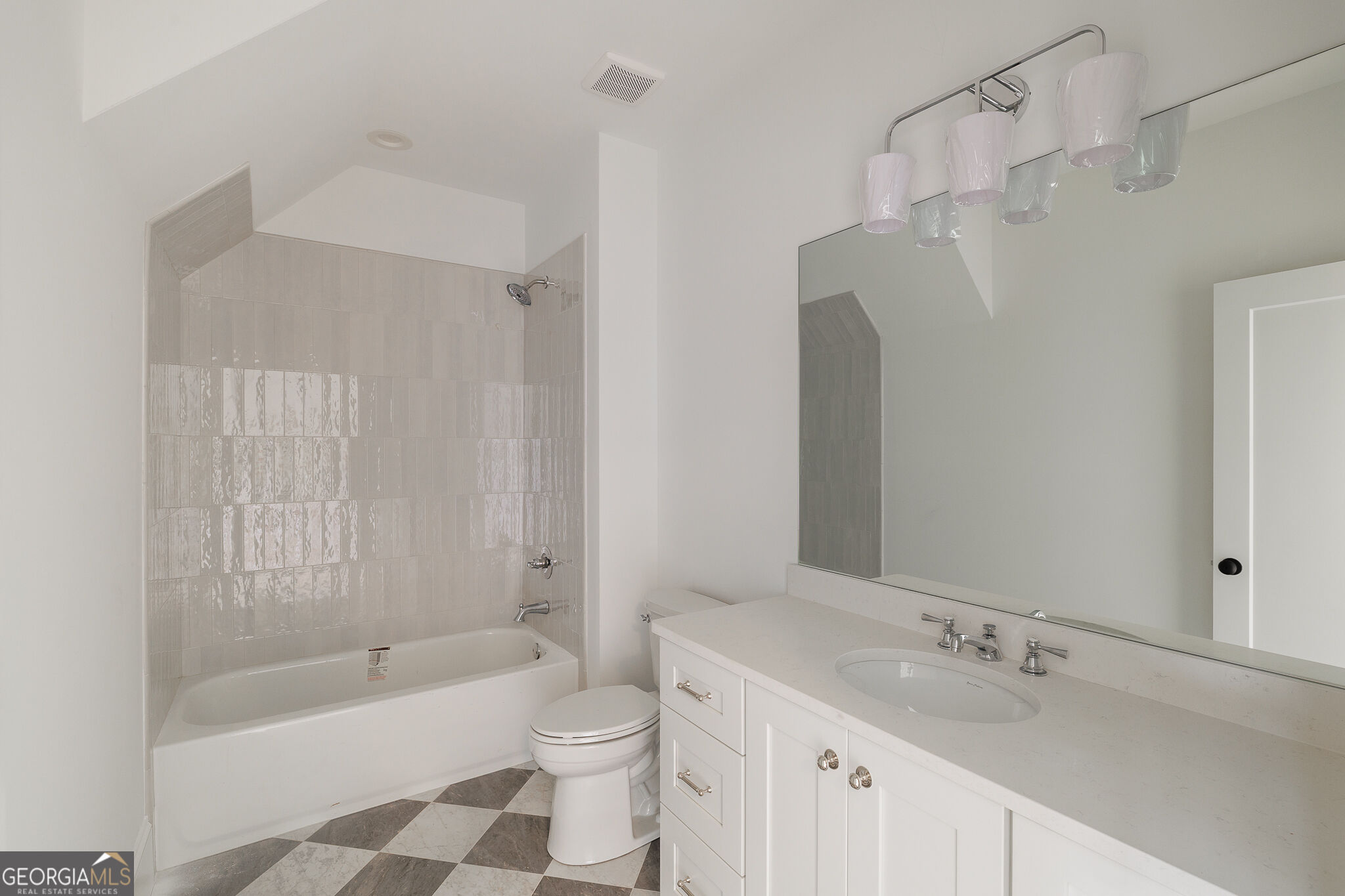 242 Carriage Avenue Property Photo 51