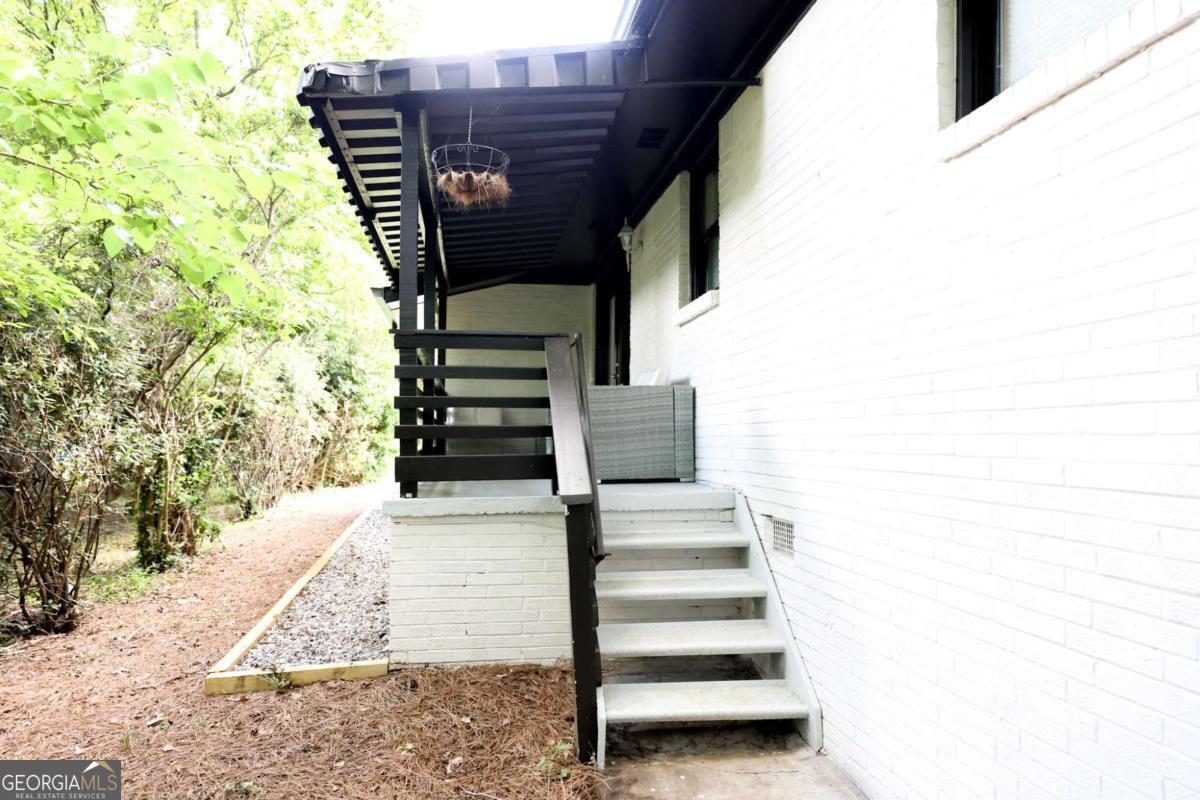 1275 Calhoun Avenue Property Photo 2