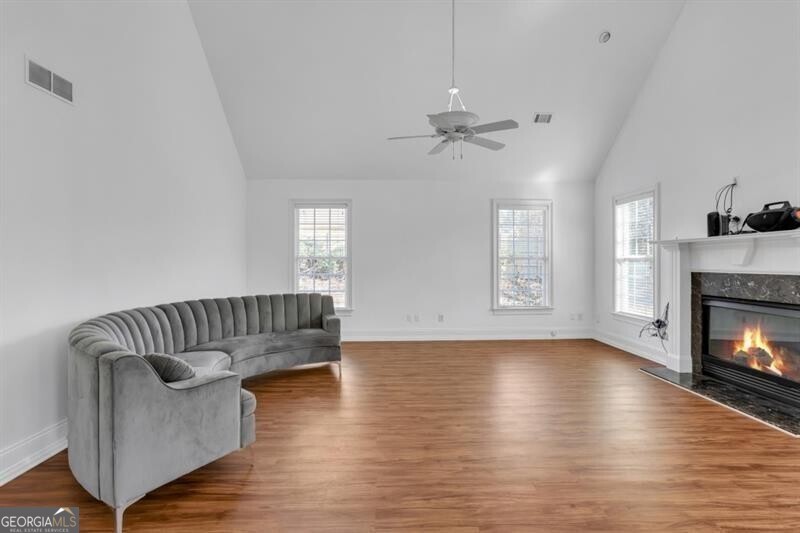 480 Young James Circle Property Photo 8