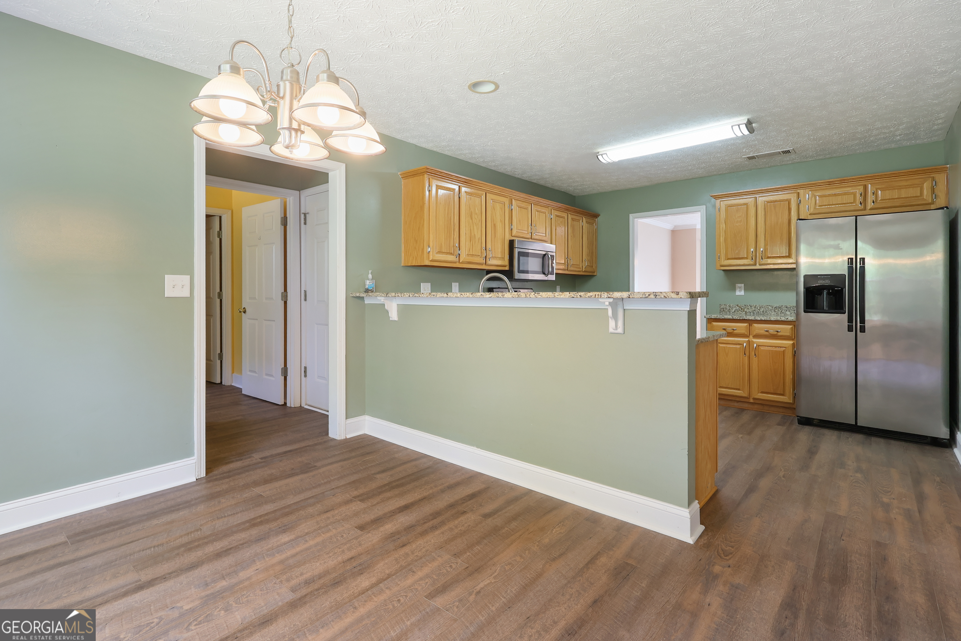 305 Brook Hollow Drive Property Photo 10