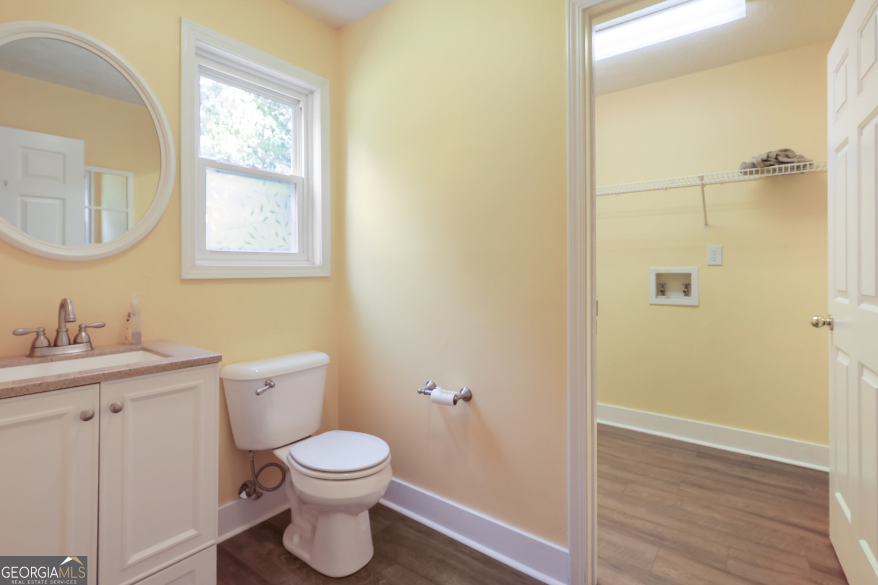 305 Brook Hollow Drive Property Photo 12