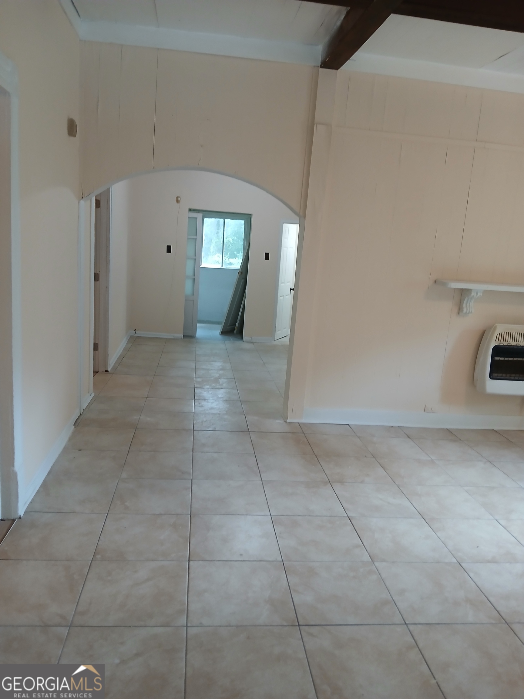 678 Dixie Avenue Property Photo 3