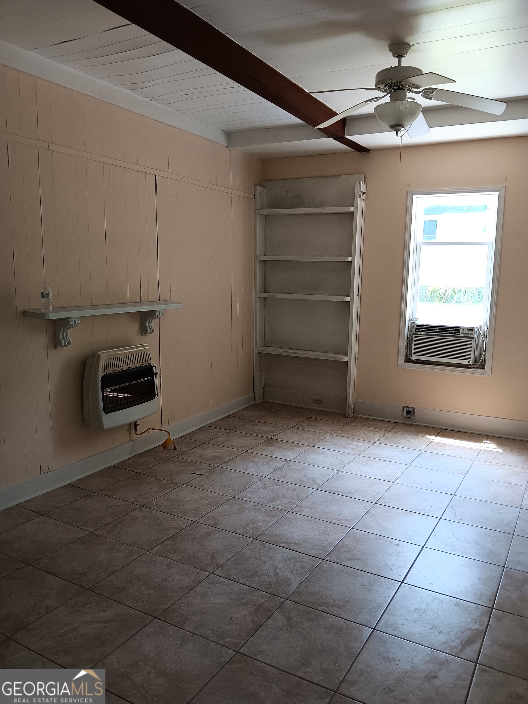 678 Dixie Avenue Property Photo 4