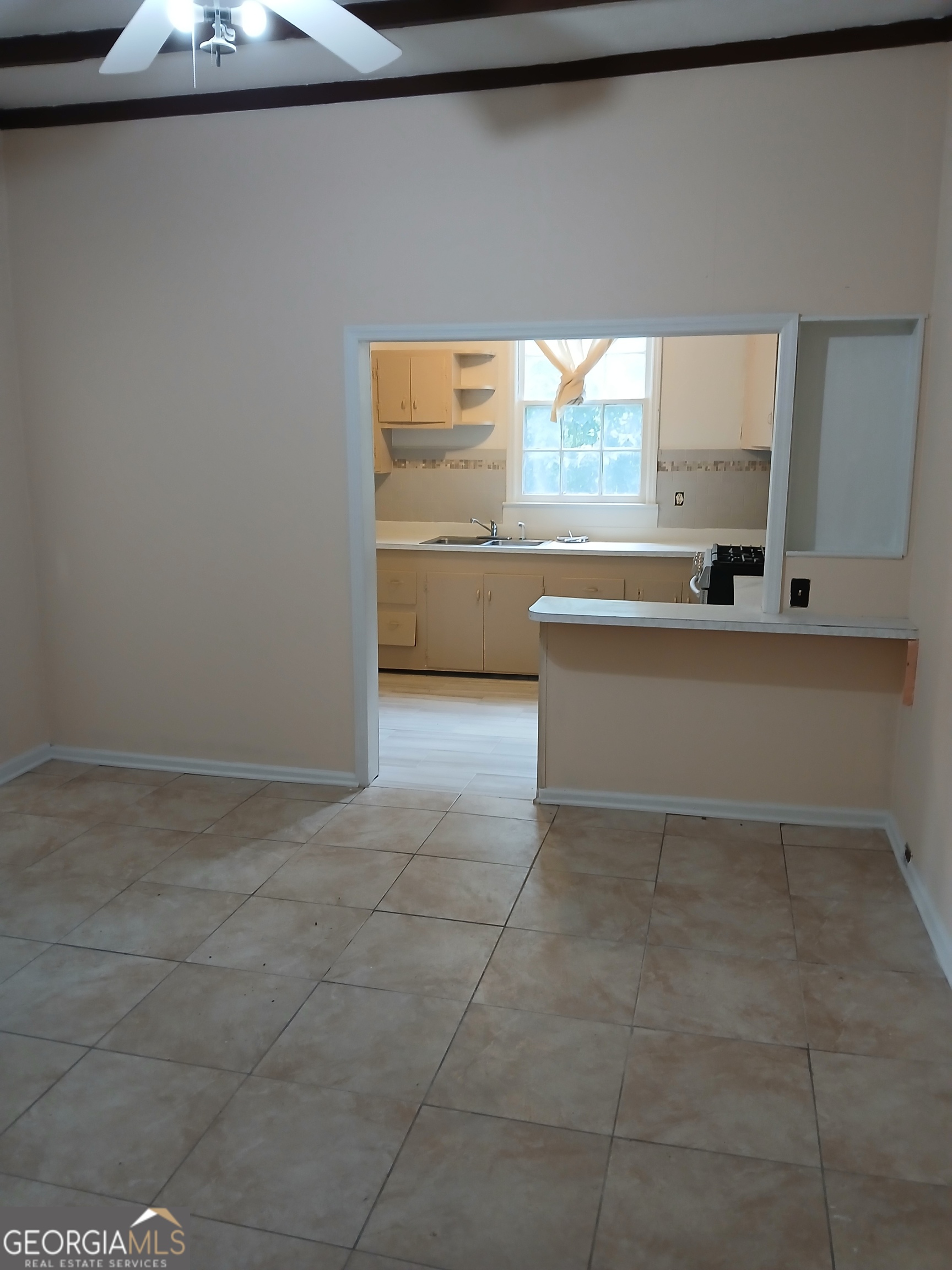 678 Dixie Avenue Property Photo 6