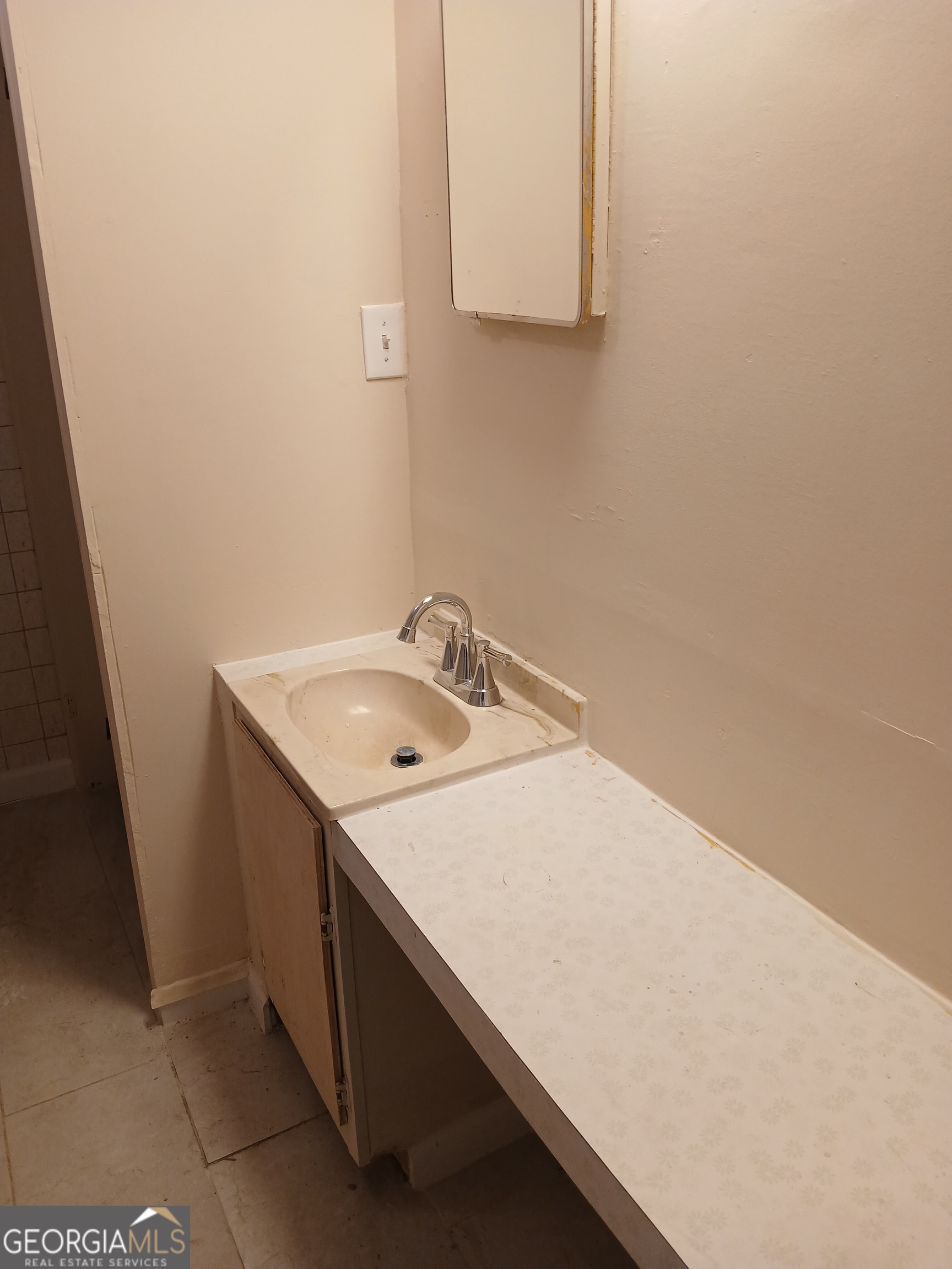678 Dixie Avenue Property Photo 15