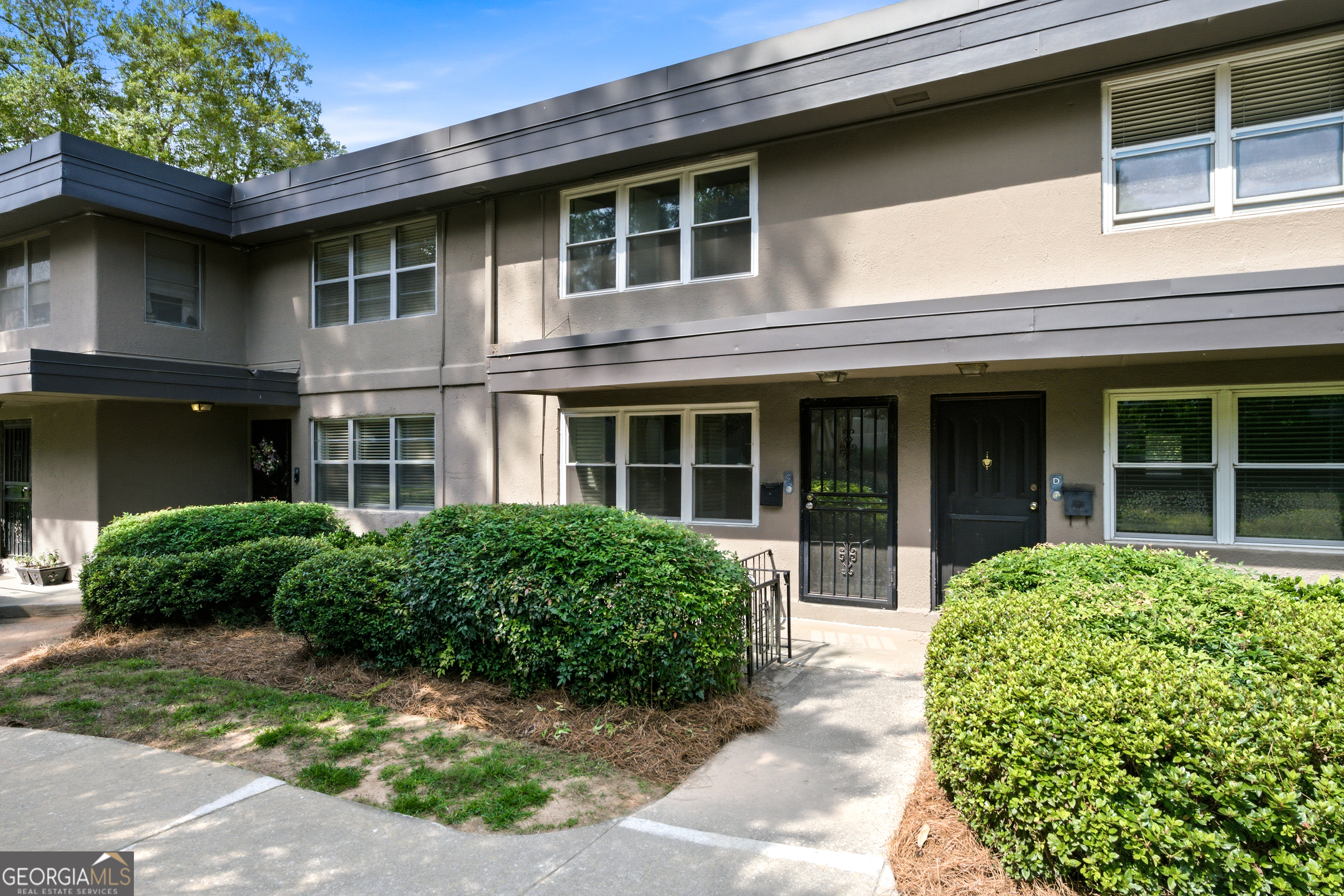 276 Lakemoore Drive # C Property Photo 1