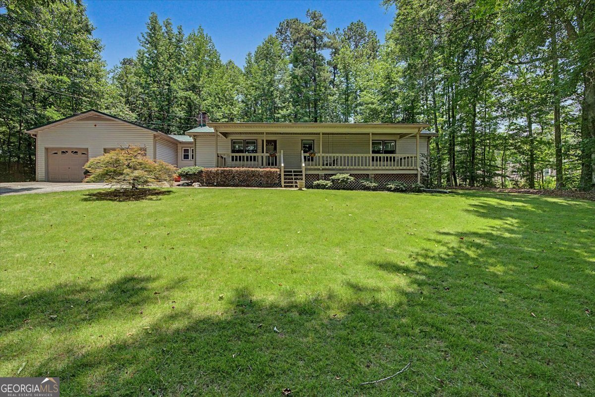 596 Morningside Drive Property Photo 3