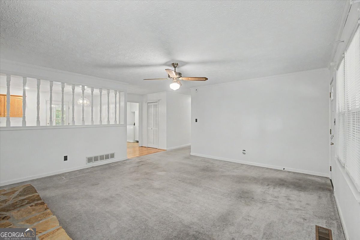 596 Morningside Drive Property Photo 9