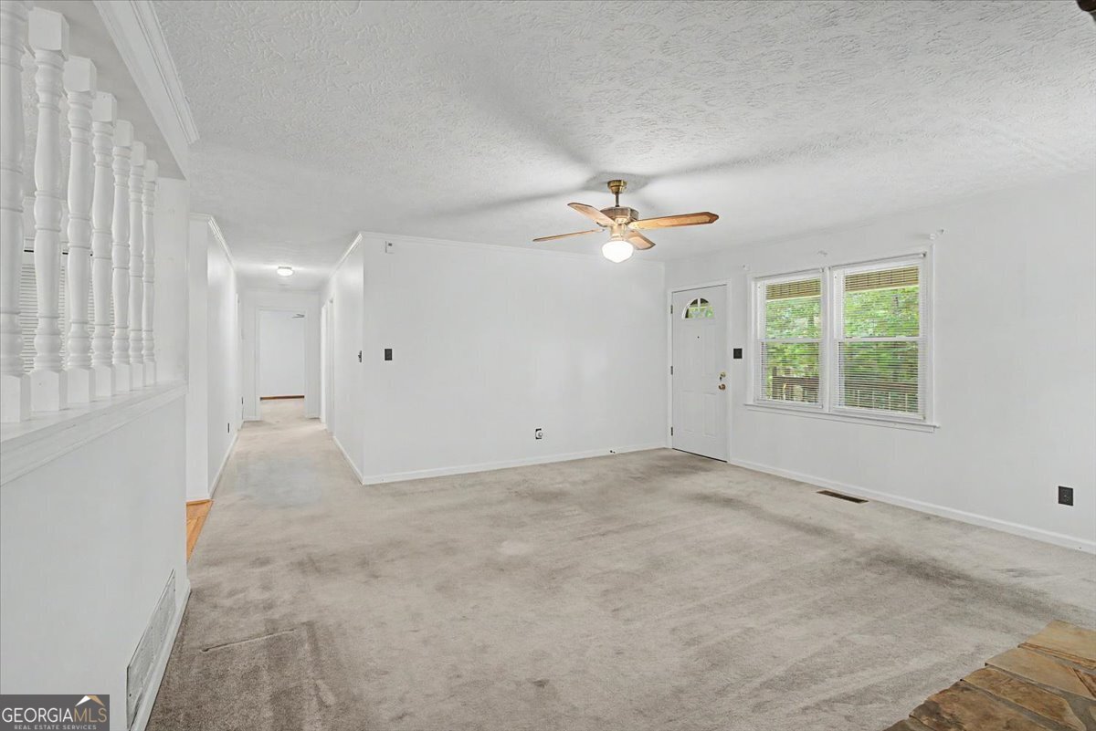 596 Morningside Drive Property Photo 10
