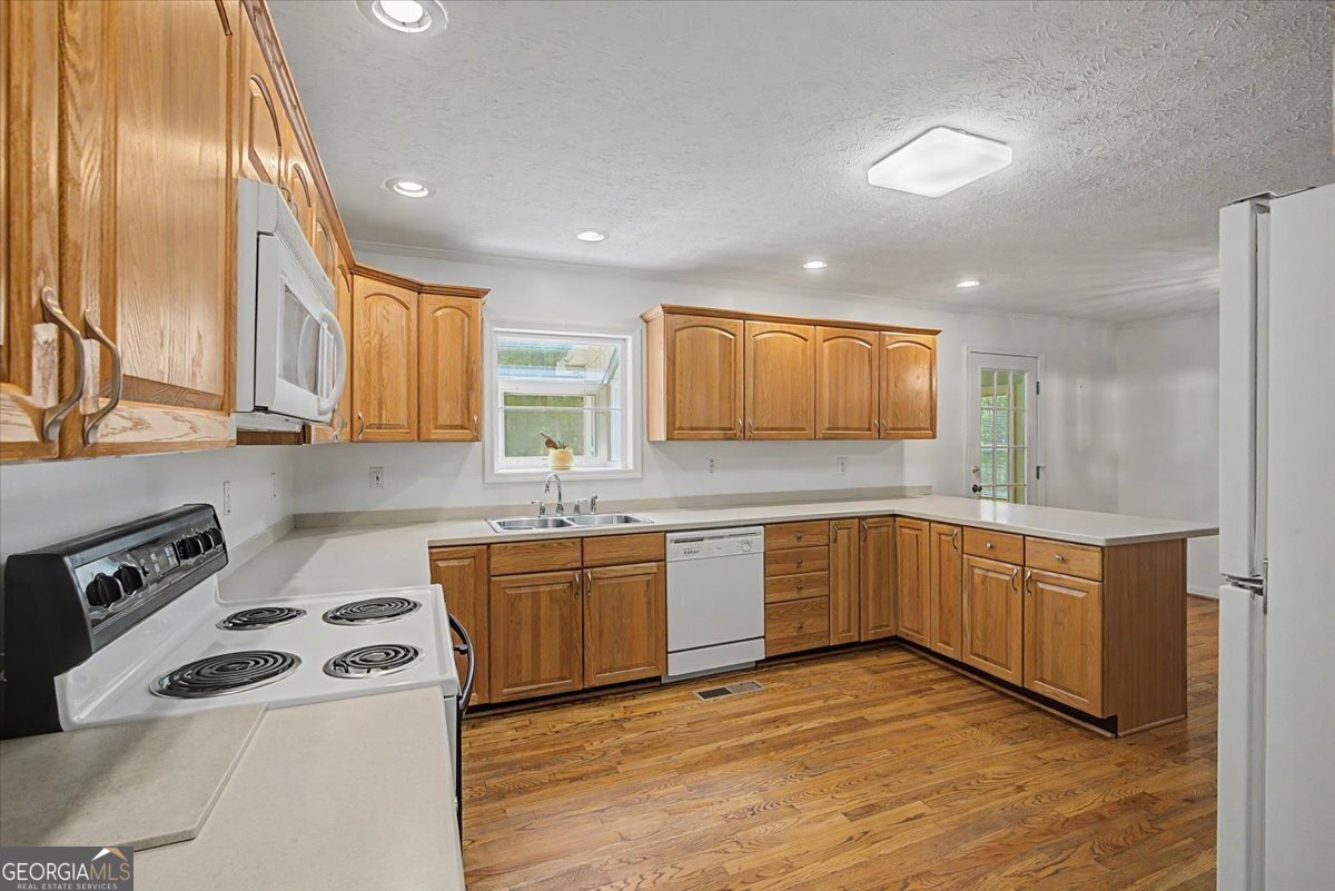 596 Morningside Drive Property Photo 19