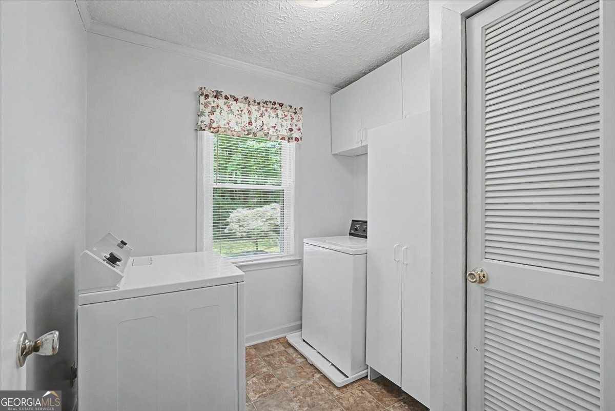 596 Morningside Drive Property Photo 22