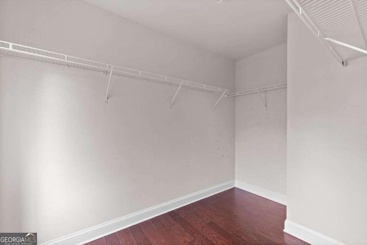 1034 East Paces Chas Ne Property Photo 28