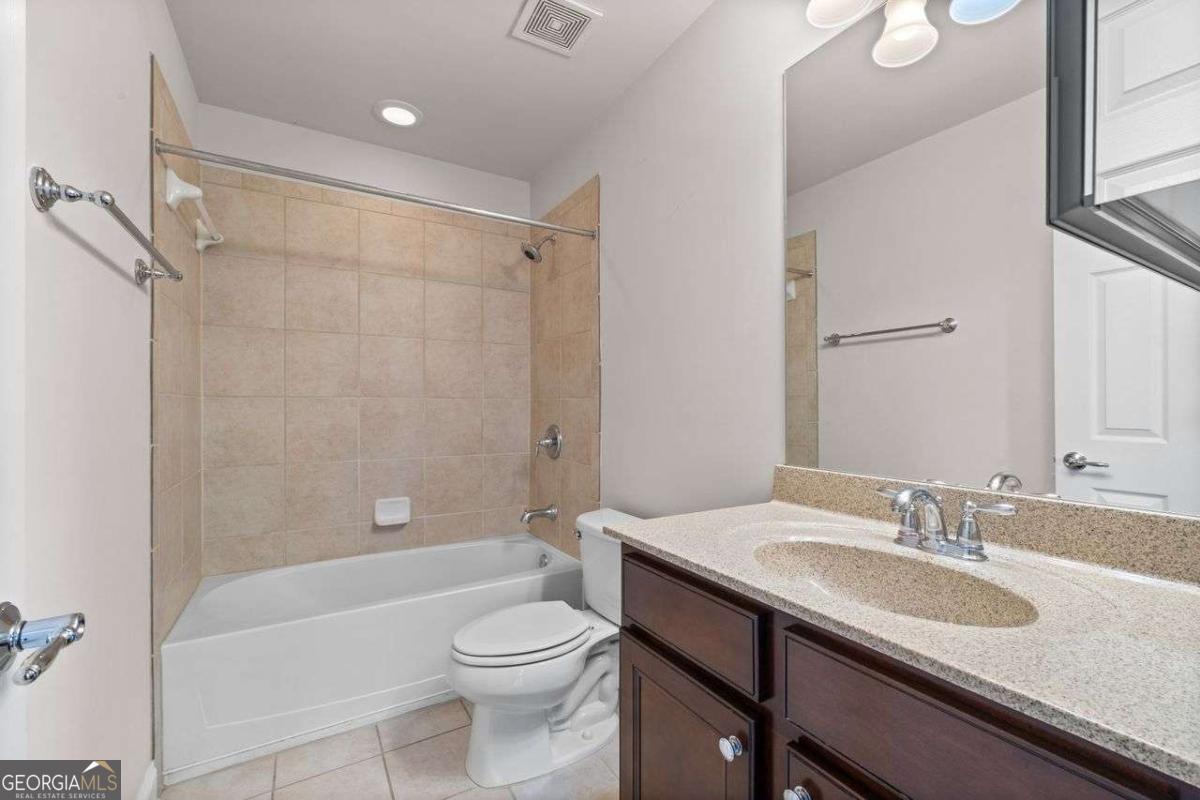 1034 East Paces Chas Ne Property Photo 29