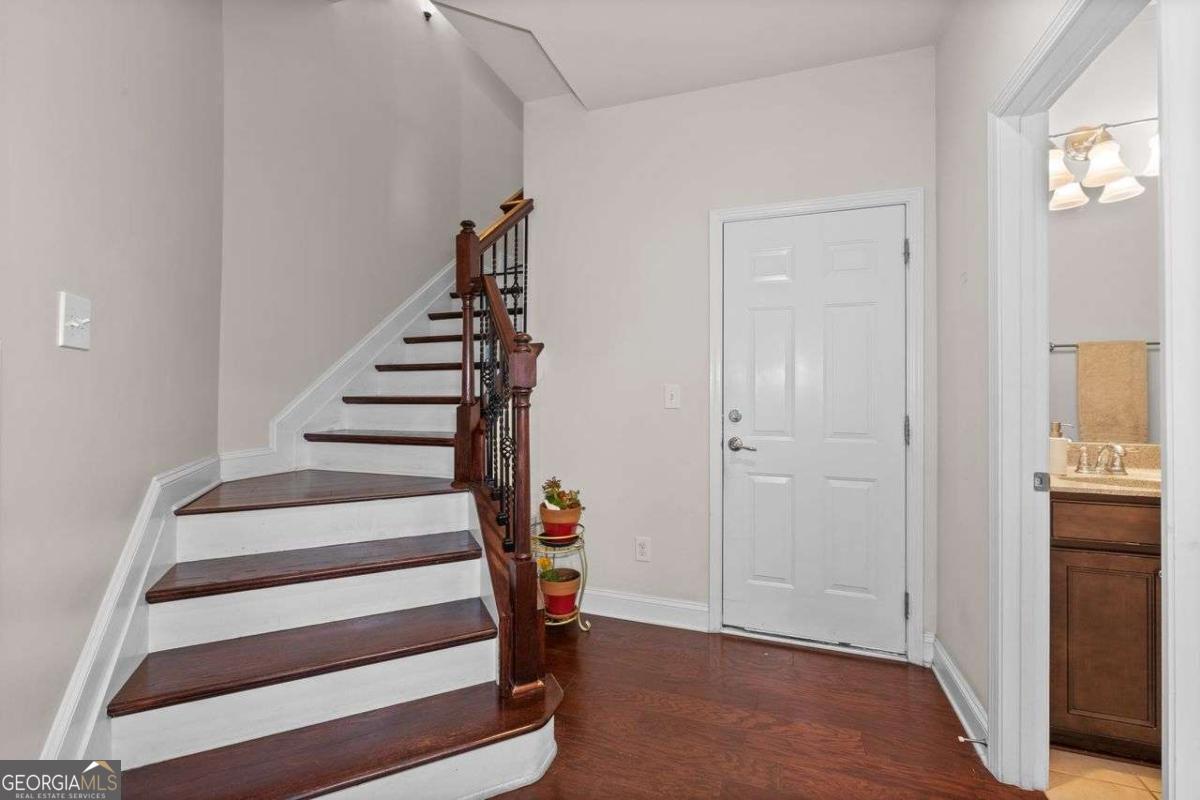 1034 East Paces Chas Ne Property Photo 30