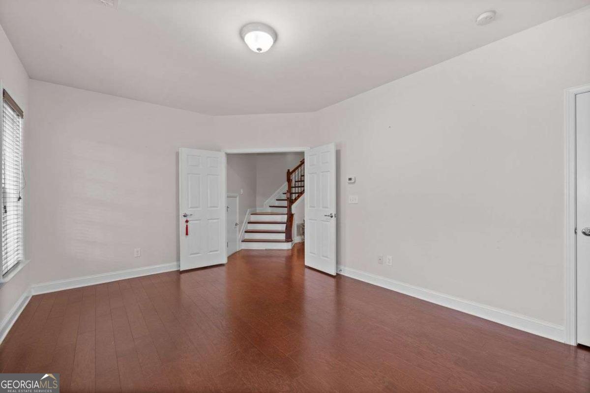1034 East Paces Chas Ne Property Photo 32