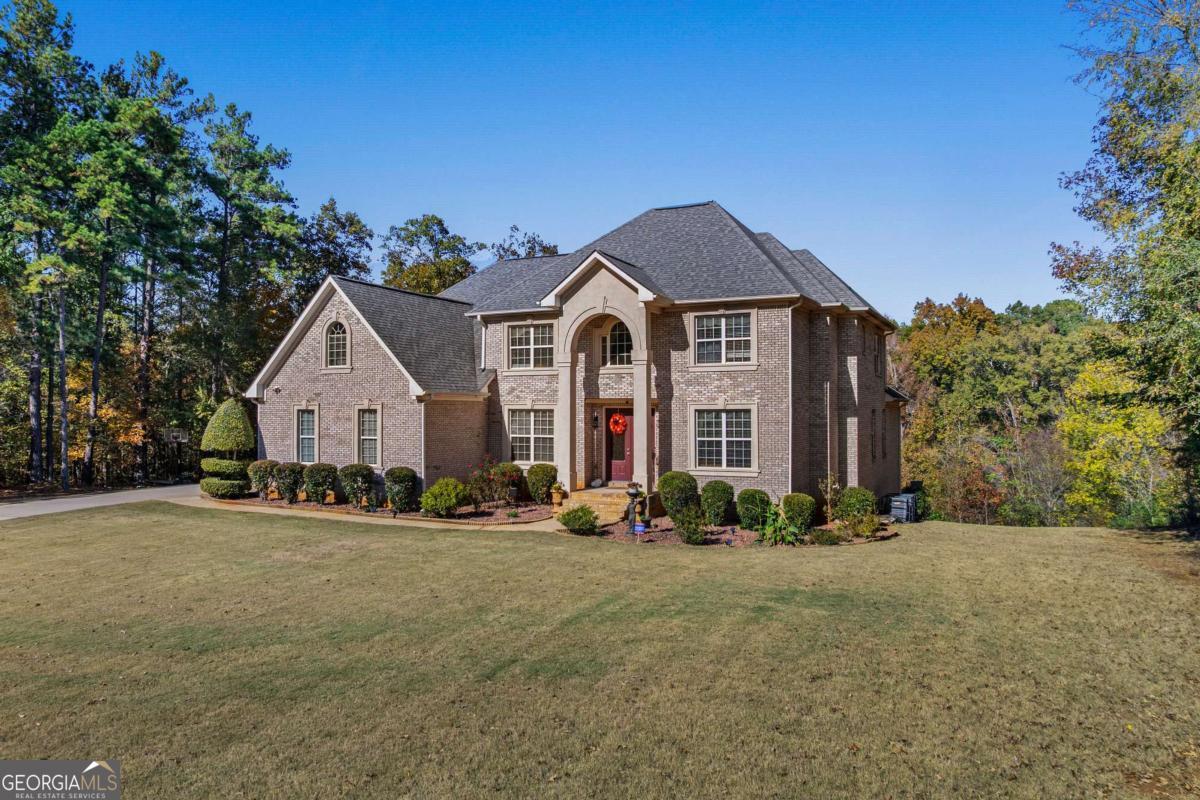 2202 Escalade Court Property Photo 4