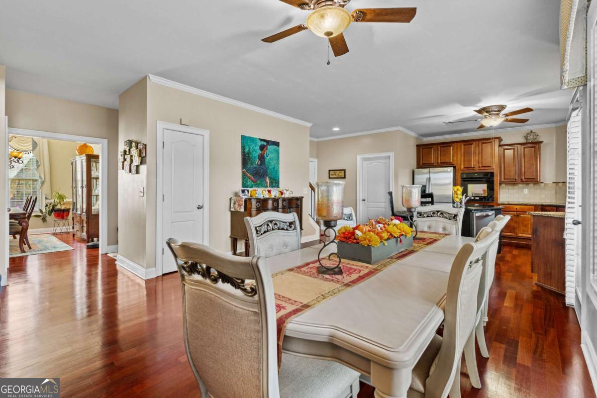2202 Escalade Court Property Photo 18