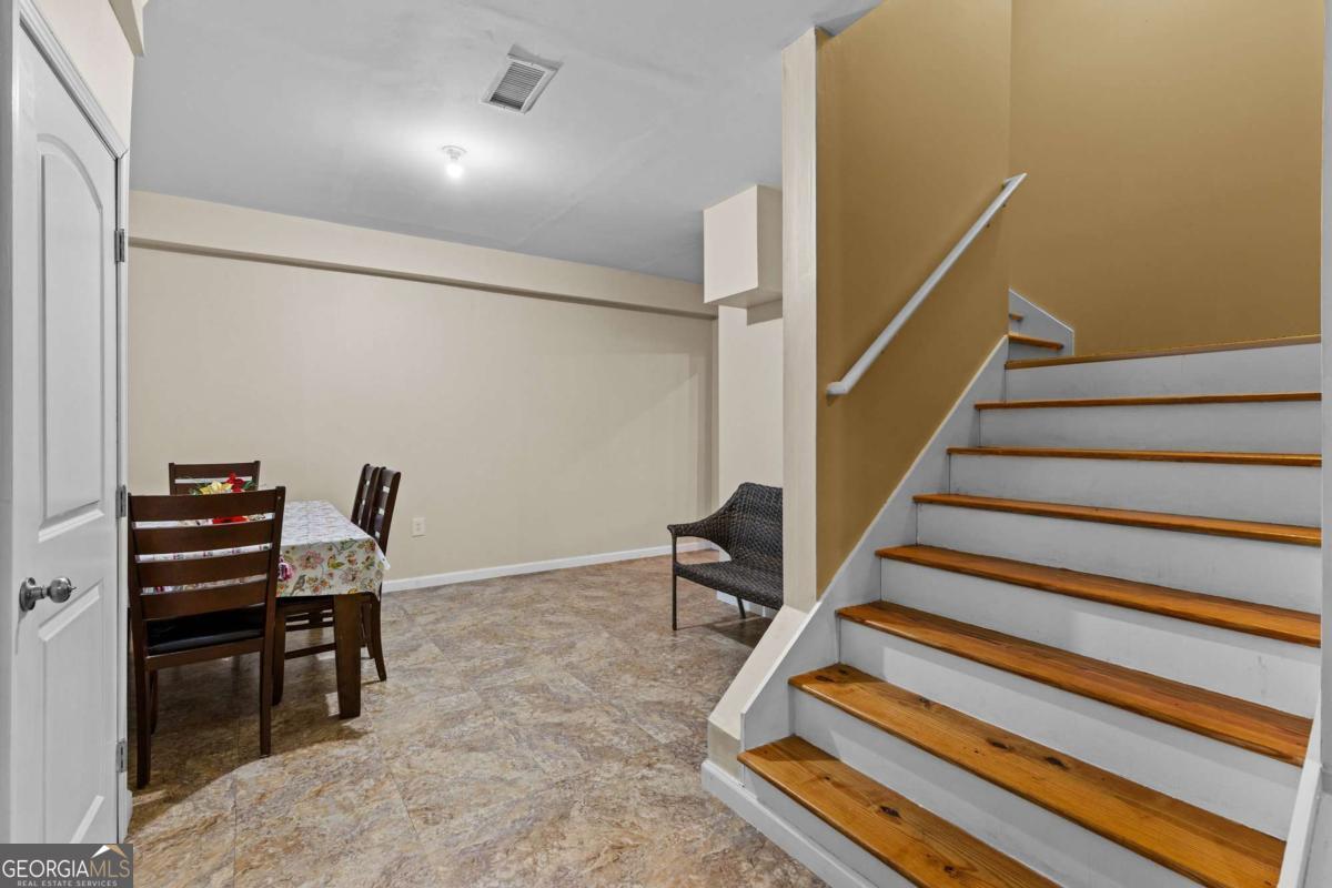 2202 Escalade Court Property Photo 53