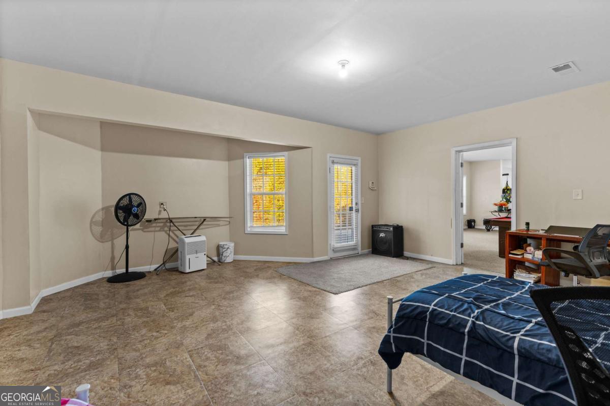 2202 Escalade Court Property Photo 66