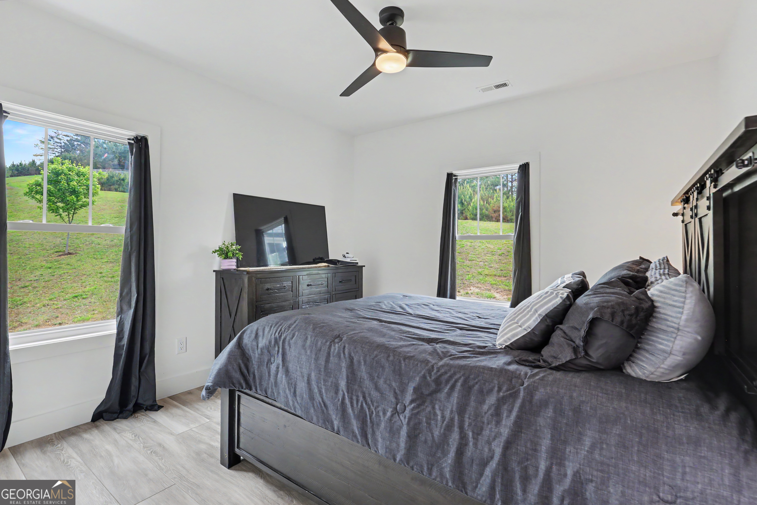 1424 Ridge Pointe Way Property Photo 26