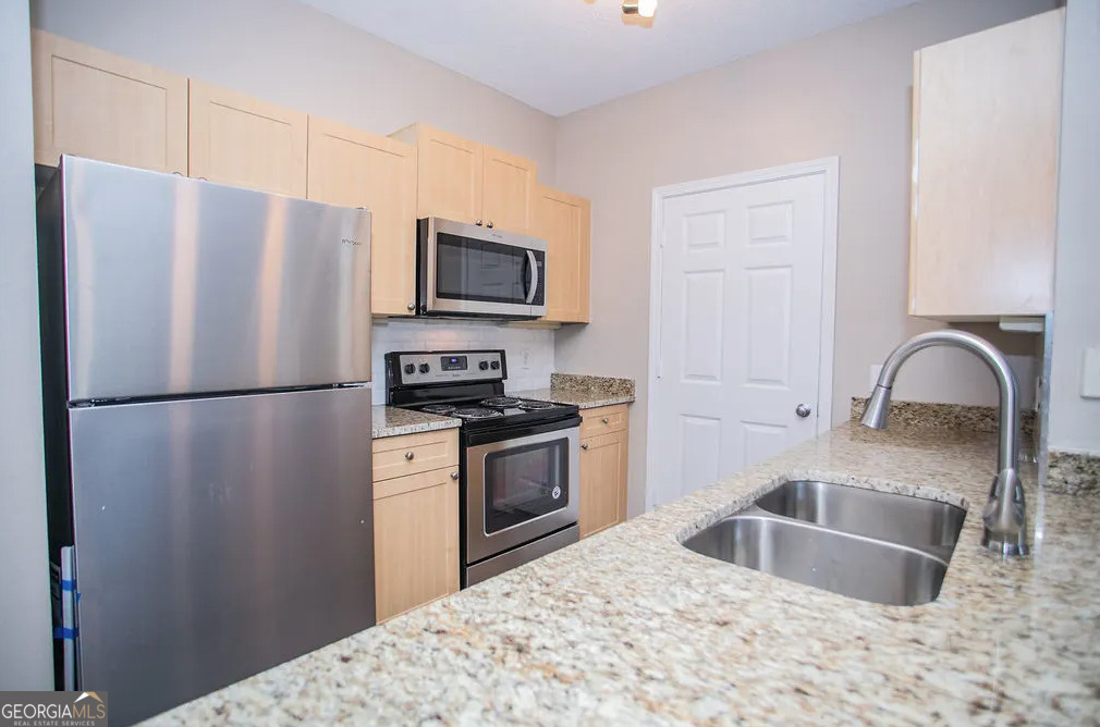 26000 Mill Creek Avenue # 11208 Property Photo 1