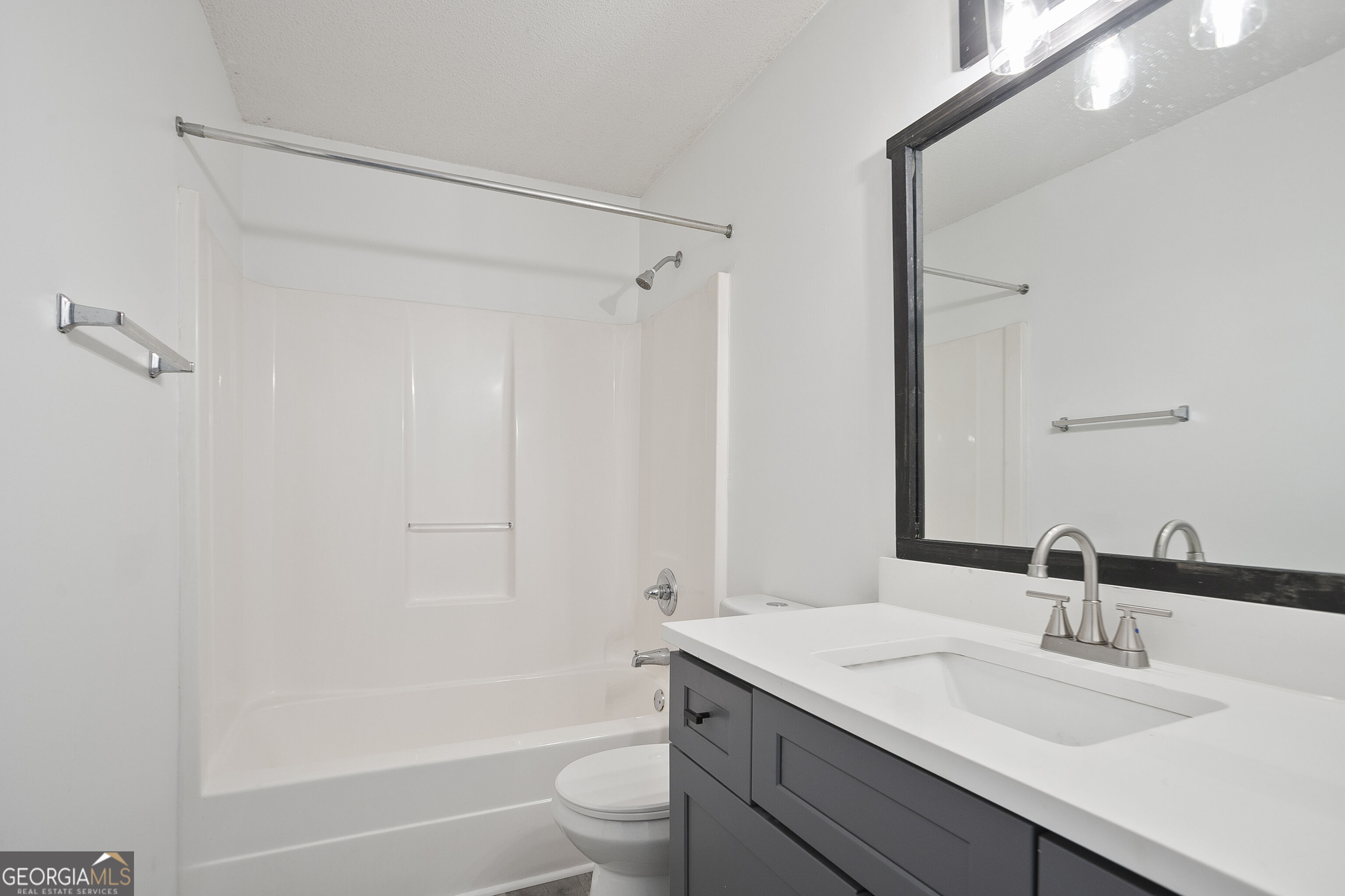 6712 Lakewood Drive Property Photo 9
