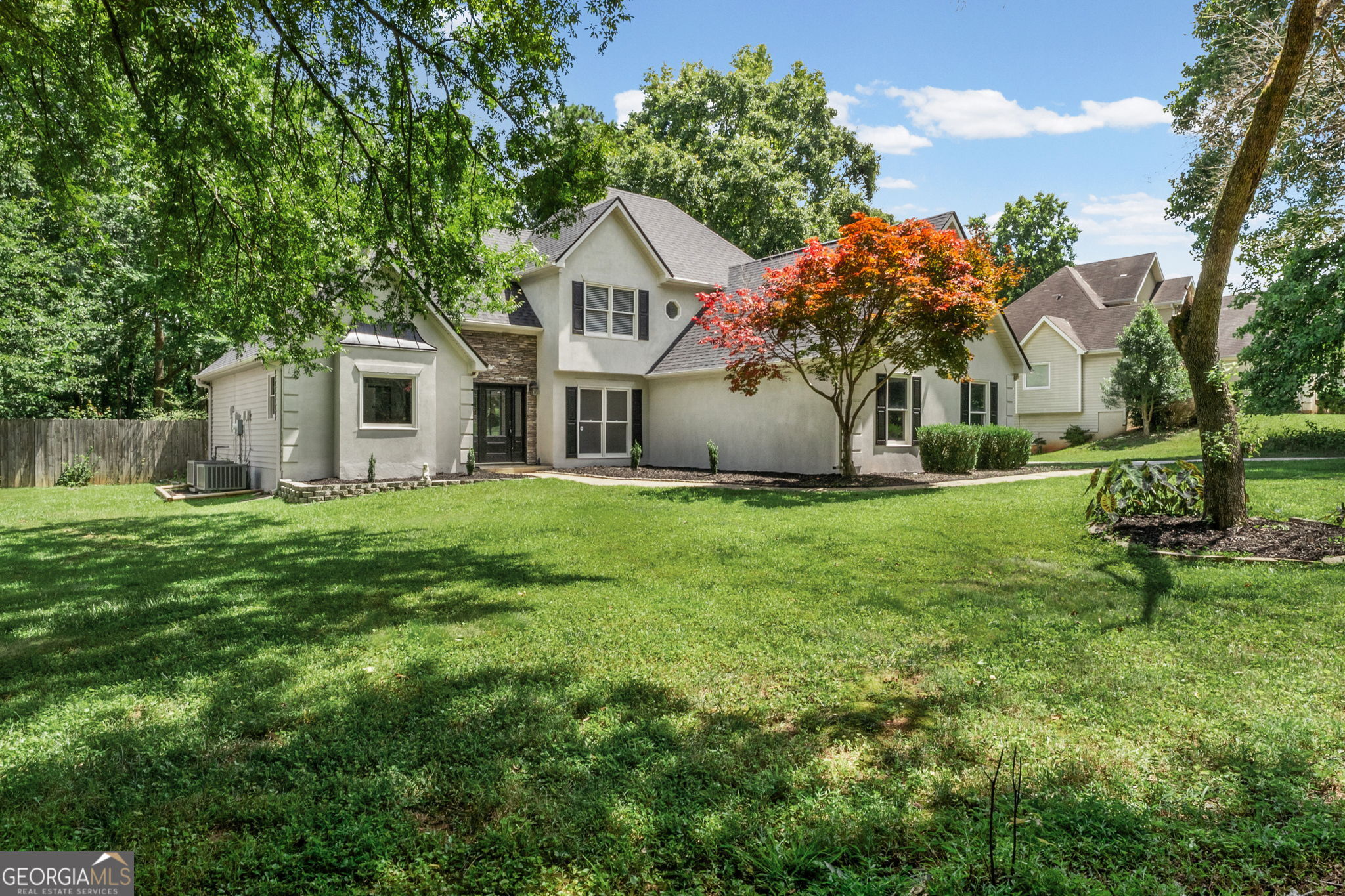 275 Mosby Woods Drive Property Photo 4