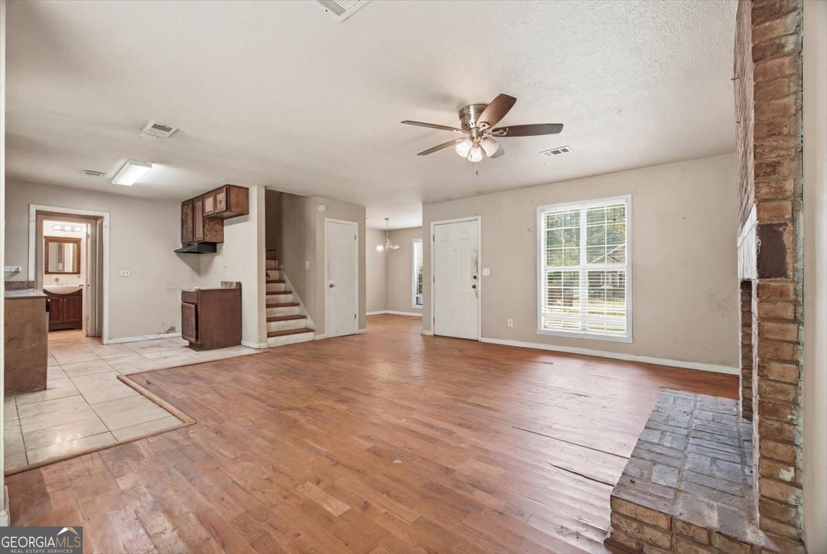 194 Brownlee Road Sw Property Photo 6