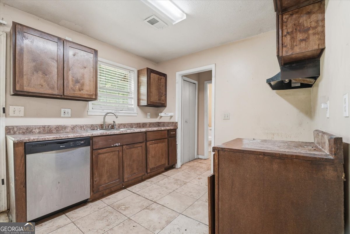 194 Brownlee Road Sw Property Photo 12