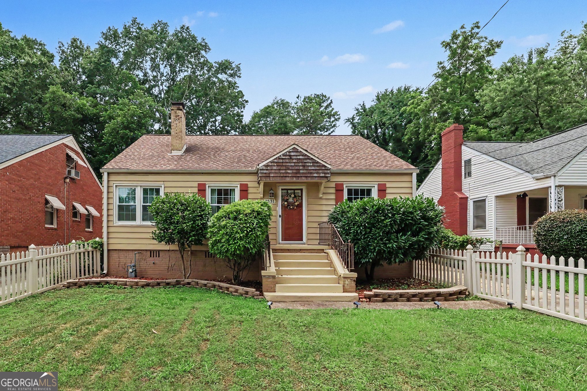 2531 Batavia Street Property Photo 1