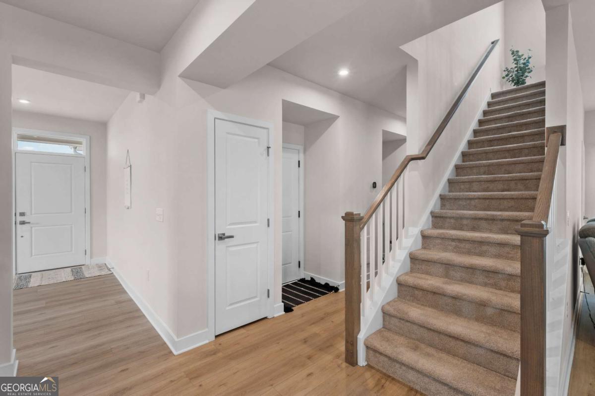 157 Asbury Circle Property Photo 23