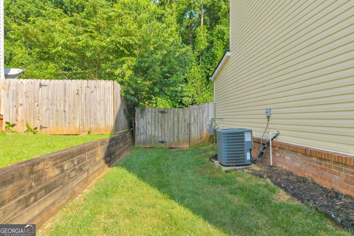 207 Pearl Chambers Drive Property Photo 9
