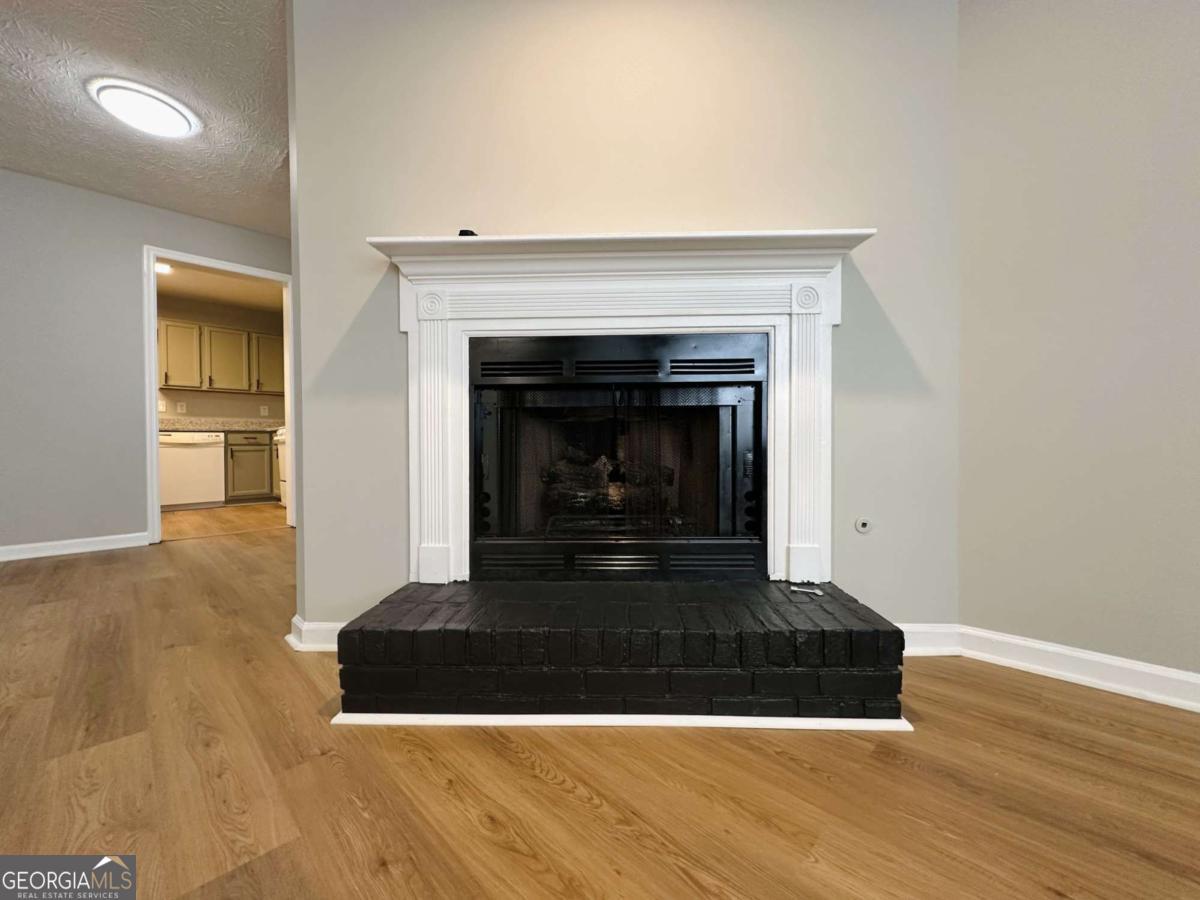 1016 Kennesborough Road Nw Property Photo 5