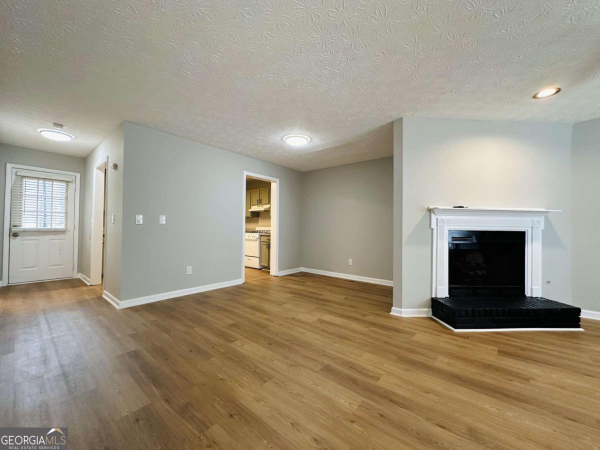 1016 Kennesborough Road Nw Property Photo 7