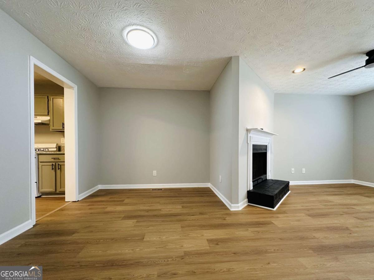 1016 Kennesborough Road Nw Property Photo 9