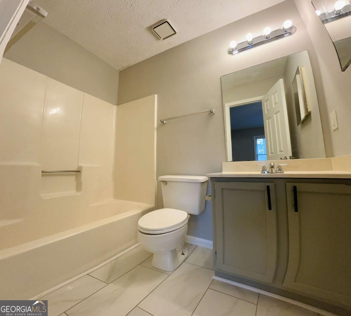 1016 Kennesborough Road Nw Property Photo 10