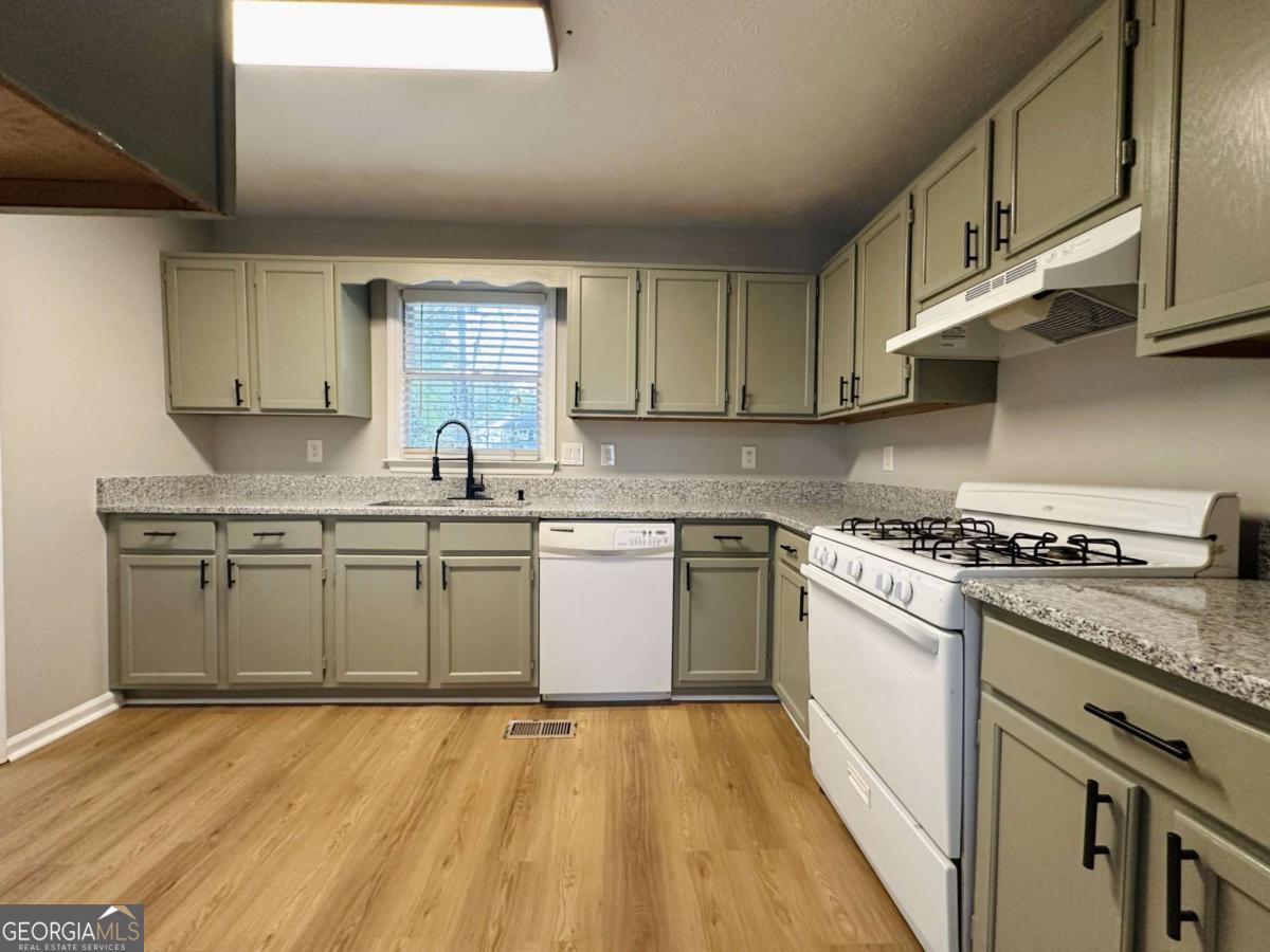 1016 Kennesborough Road Nw Property Photo 22