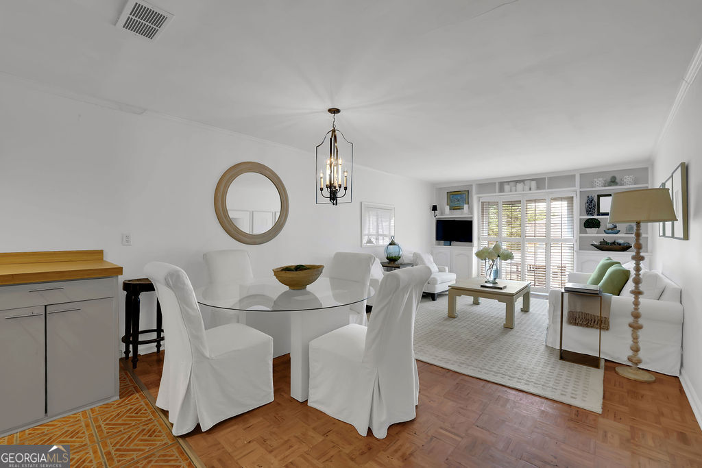 5400 Roswell Road # P3 Property Photo 8