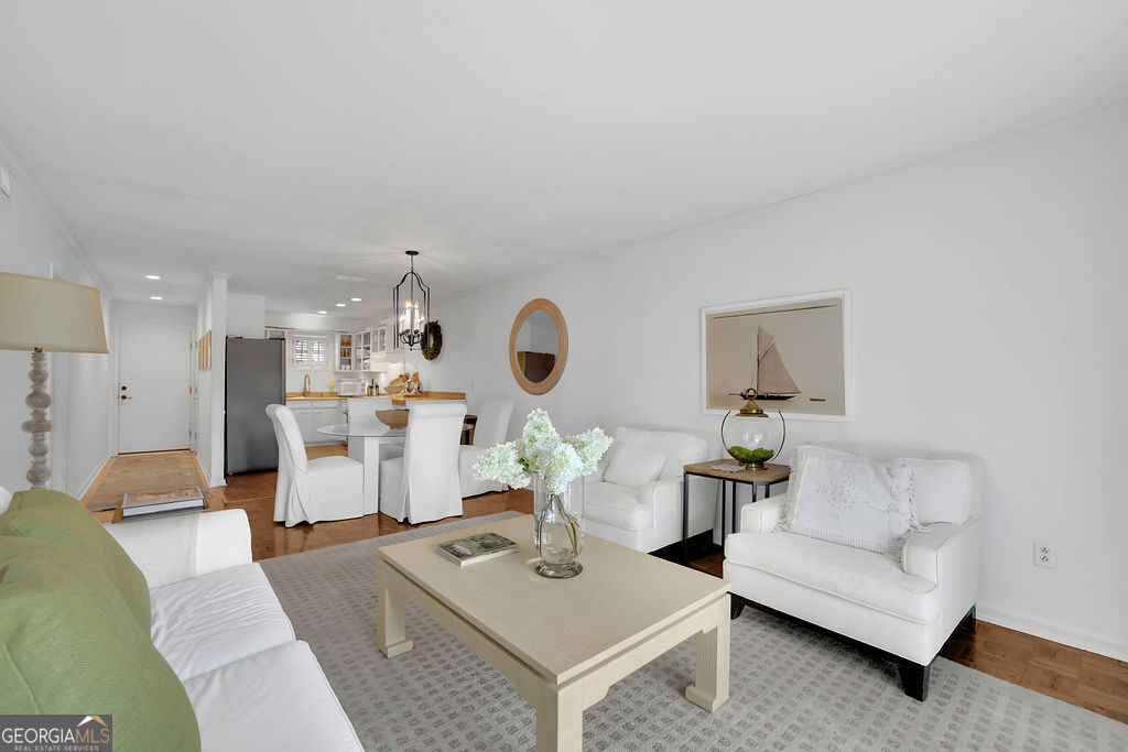 5400 Roswell Road # P3 Property Photo 13