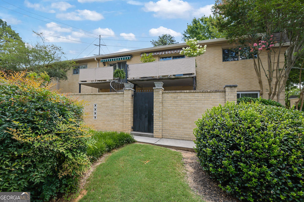 5400 Roswell Road # P3 Property Photo 28