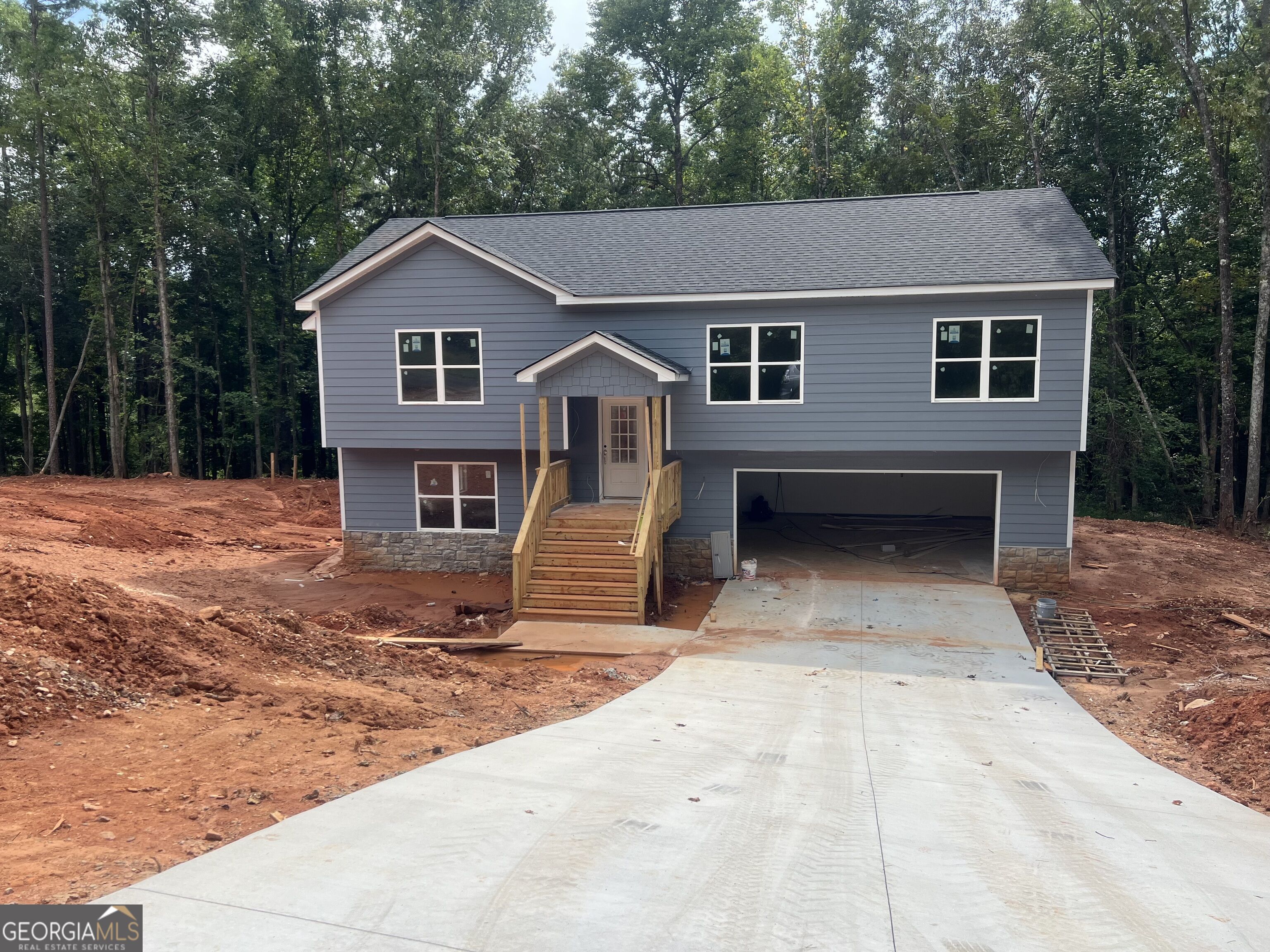 270 Stonington Drive